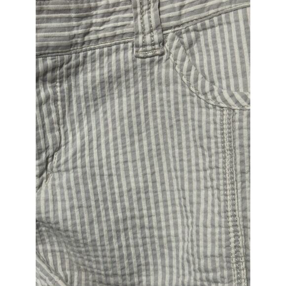Express Shorts Womens Size 12 Tan/White Stripped will Mid Rise Chino Shortie - Picture 2 of 6